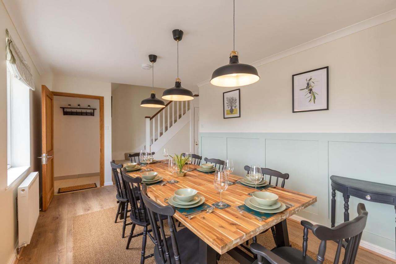 ווינצ'סטר 4 Bed City House With Private Garden And Parking מראה חיצוני תמונה